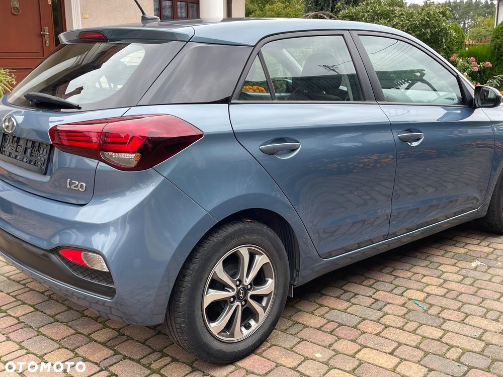 Hyundai i20 blue 1.2 Classic - 14