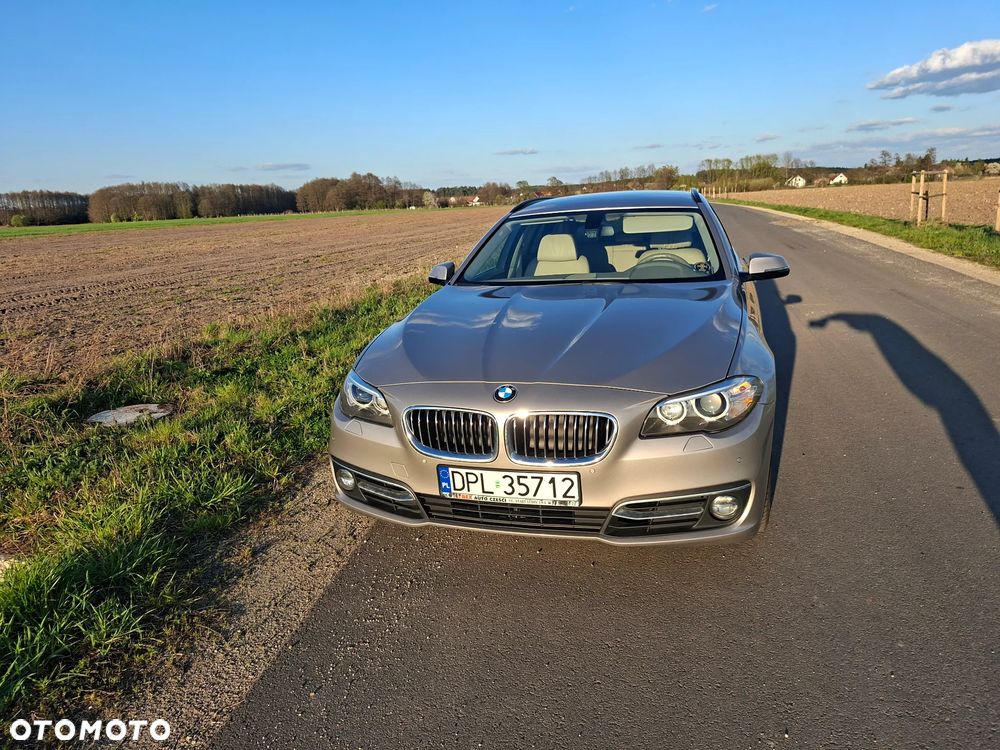 BMW Seria 5 520d xDrive - 1