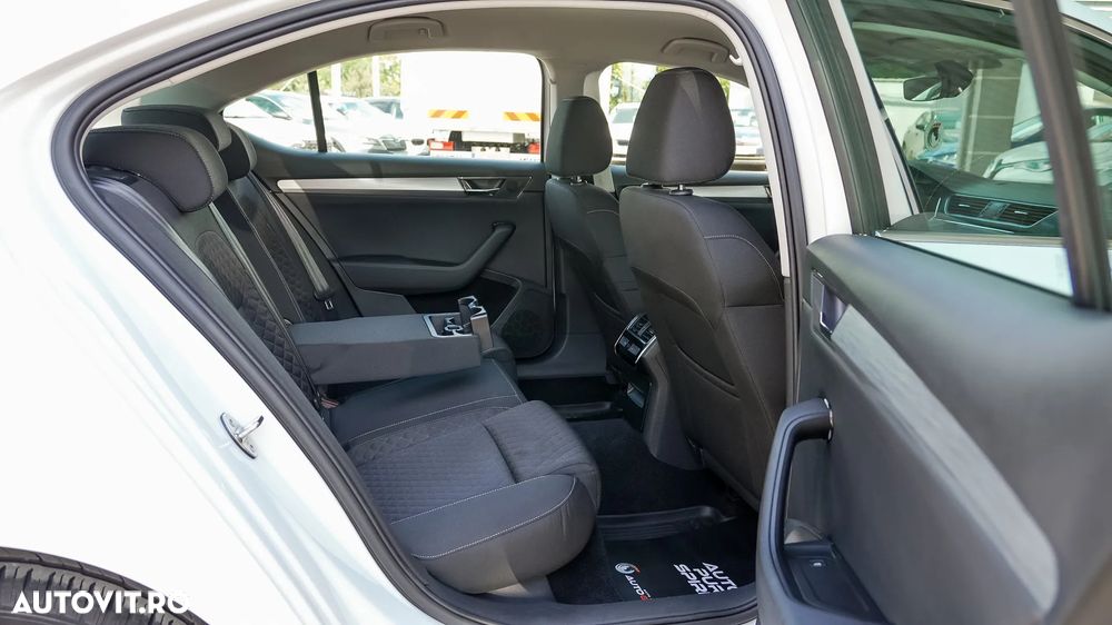 Skoda Superb 1.5 TSI DSG Ambition - 31