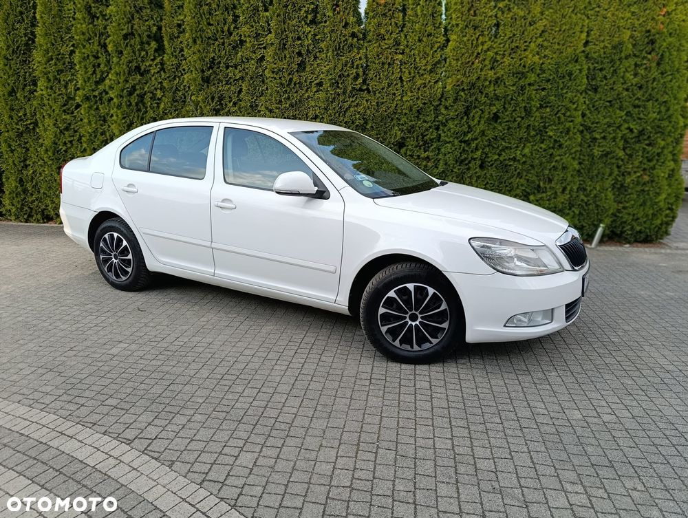 Skoda Octavia 1.6 TDI DPF DSG Active - 20