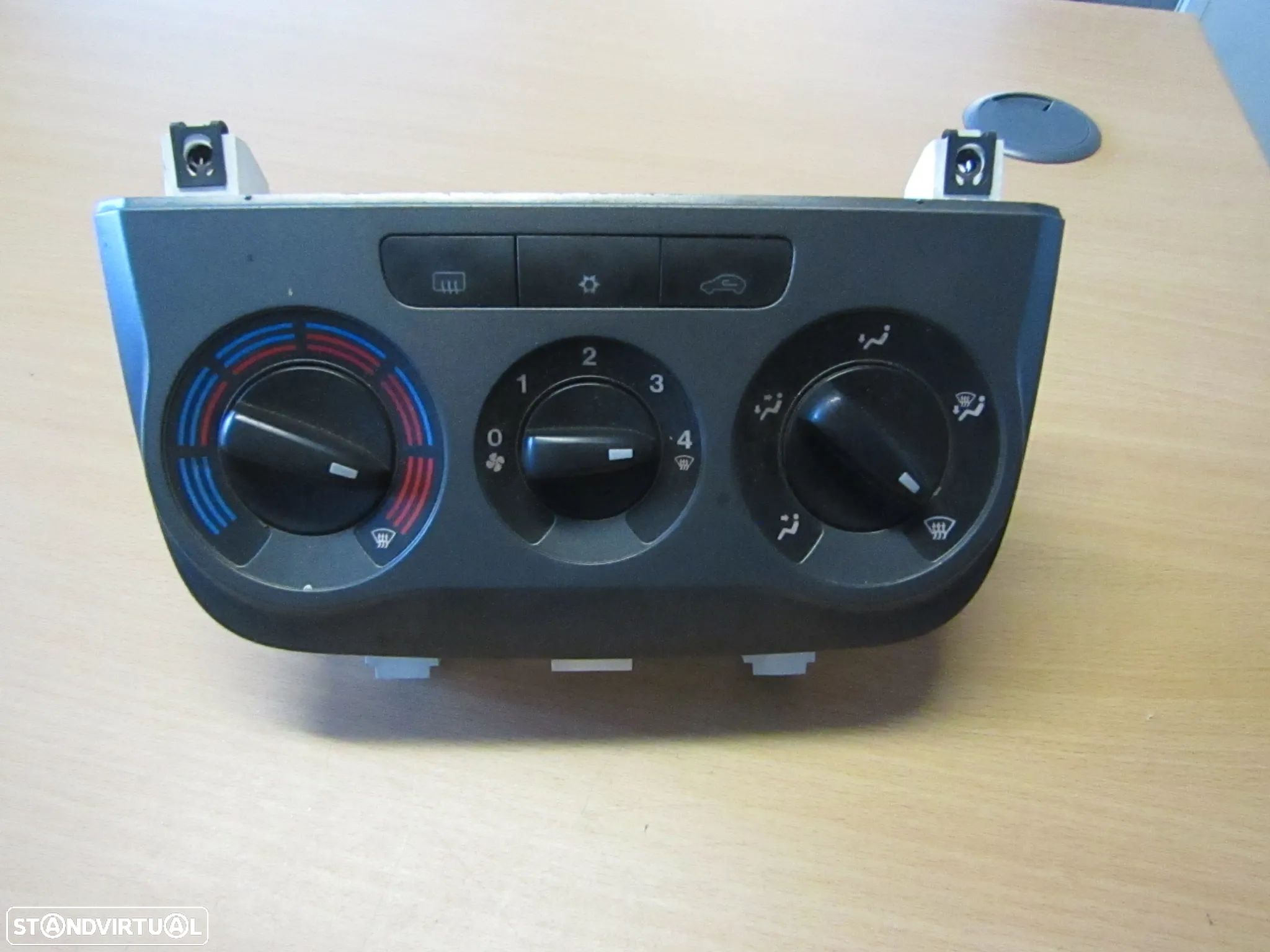 interruptor /comutador de chaufage FIAT GRANDE PUNTO - 1