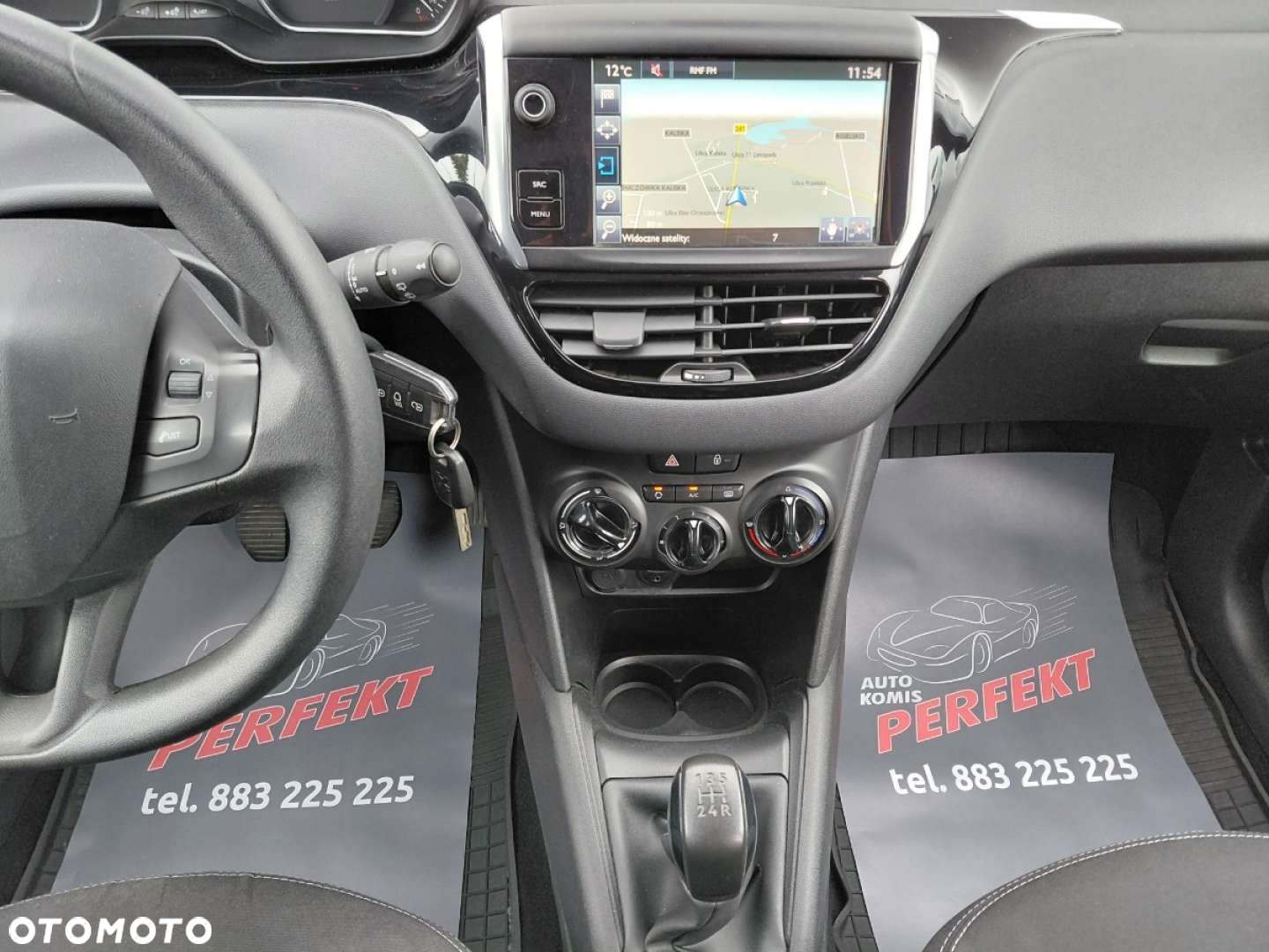 Peugeot 208 - 19