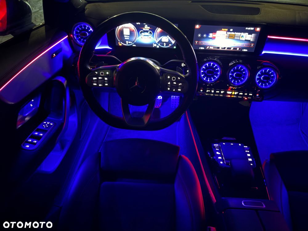 Mercedes-Benz CLA 180 7G-DCT Edition AMG Line - 37