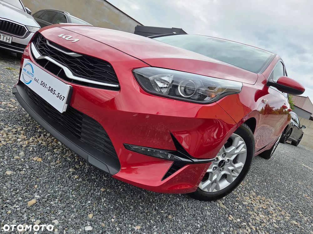 Kia Ceed 1.5 T-GDI M - 2