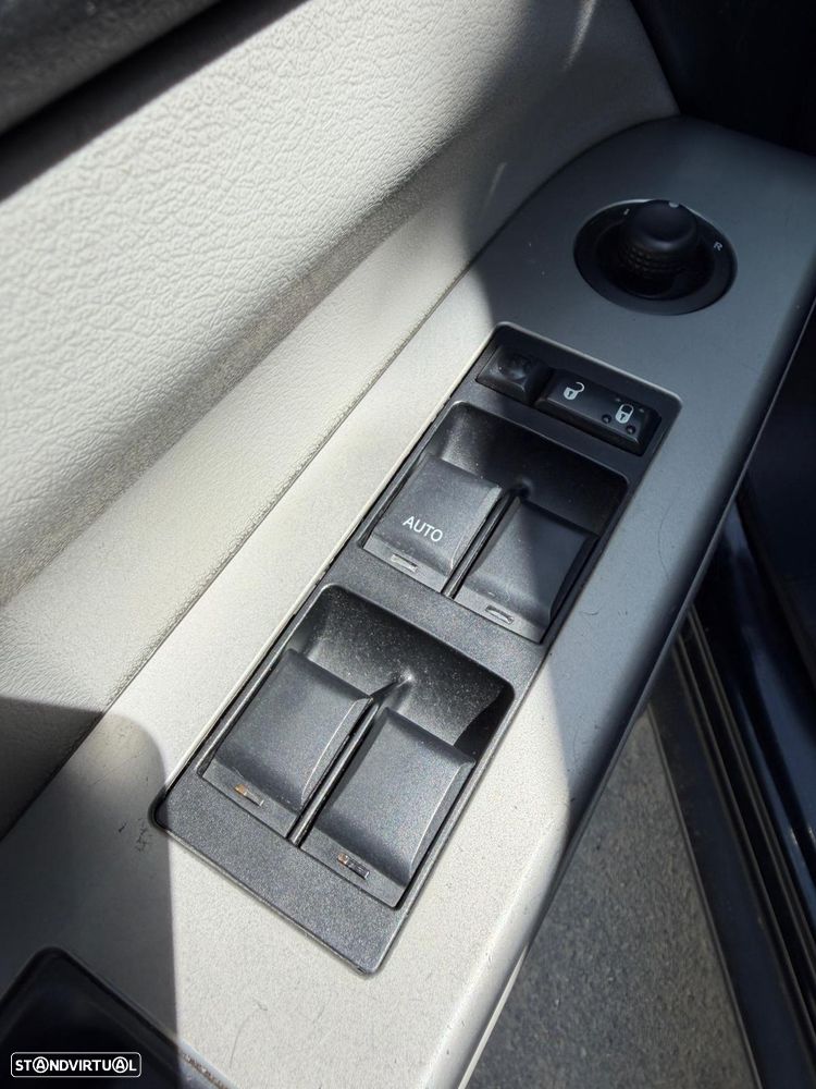 Jeep Compass 2.0 CRD Sport - 8