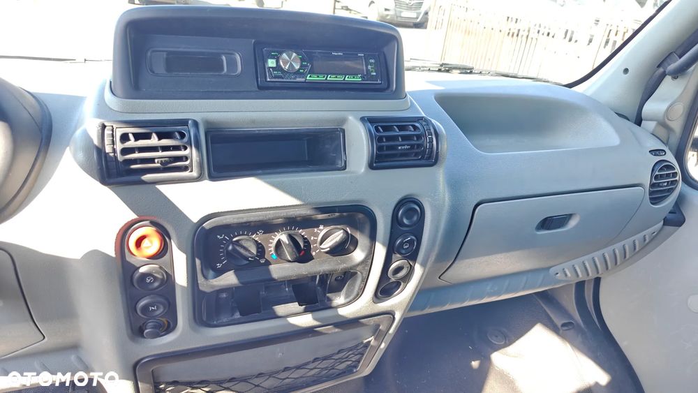 Renault Mascott - 15