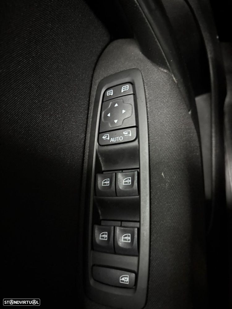 Renault Mégane - 25