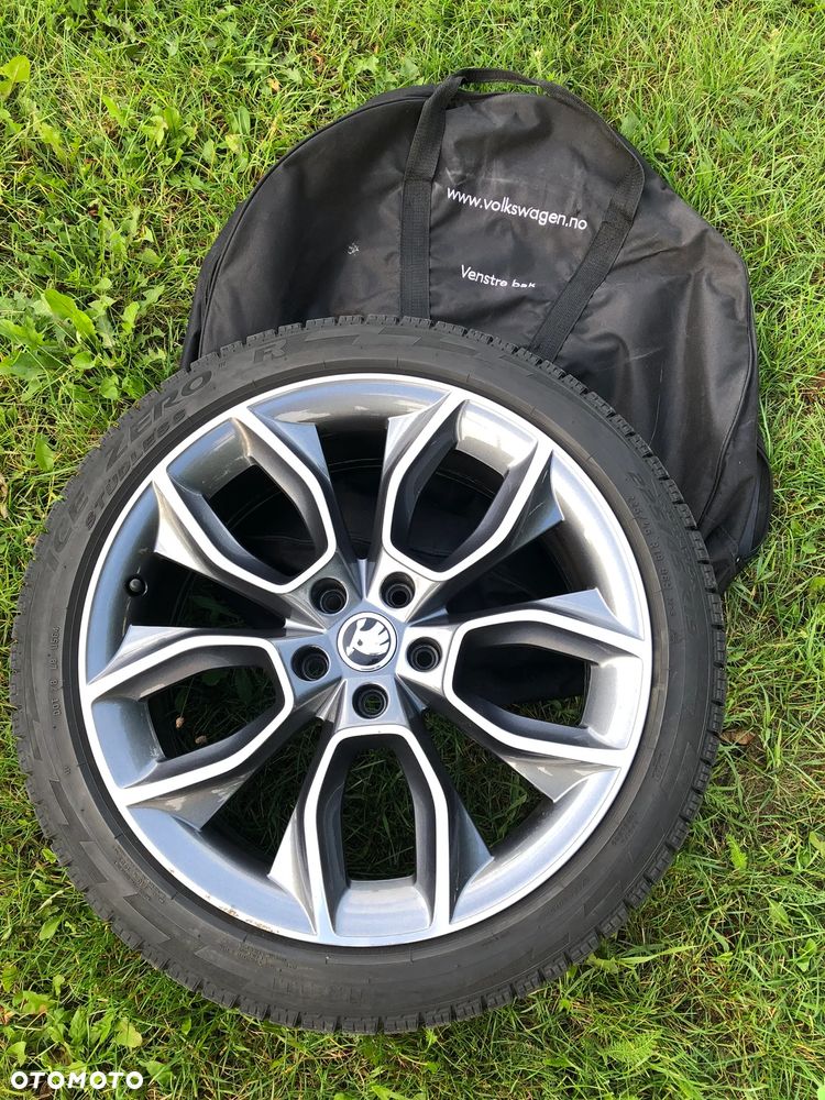 Skoda Superb 2.0 TSI 4x4 DSG Scout - 23