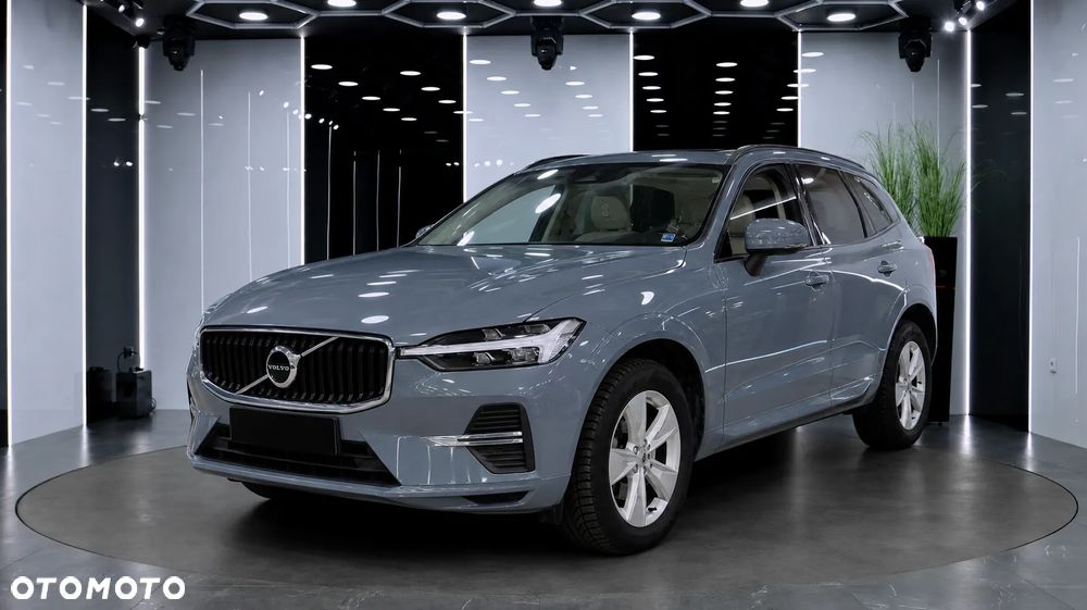 Volvo XC 60 B4 B Momentum Pro - 2