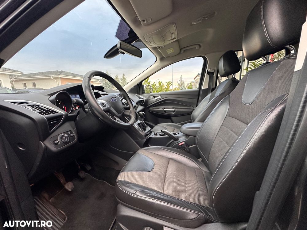Ford Kuga - 13