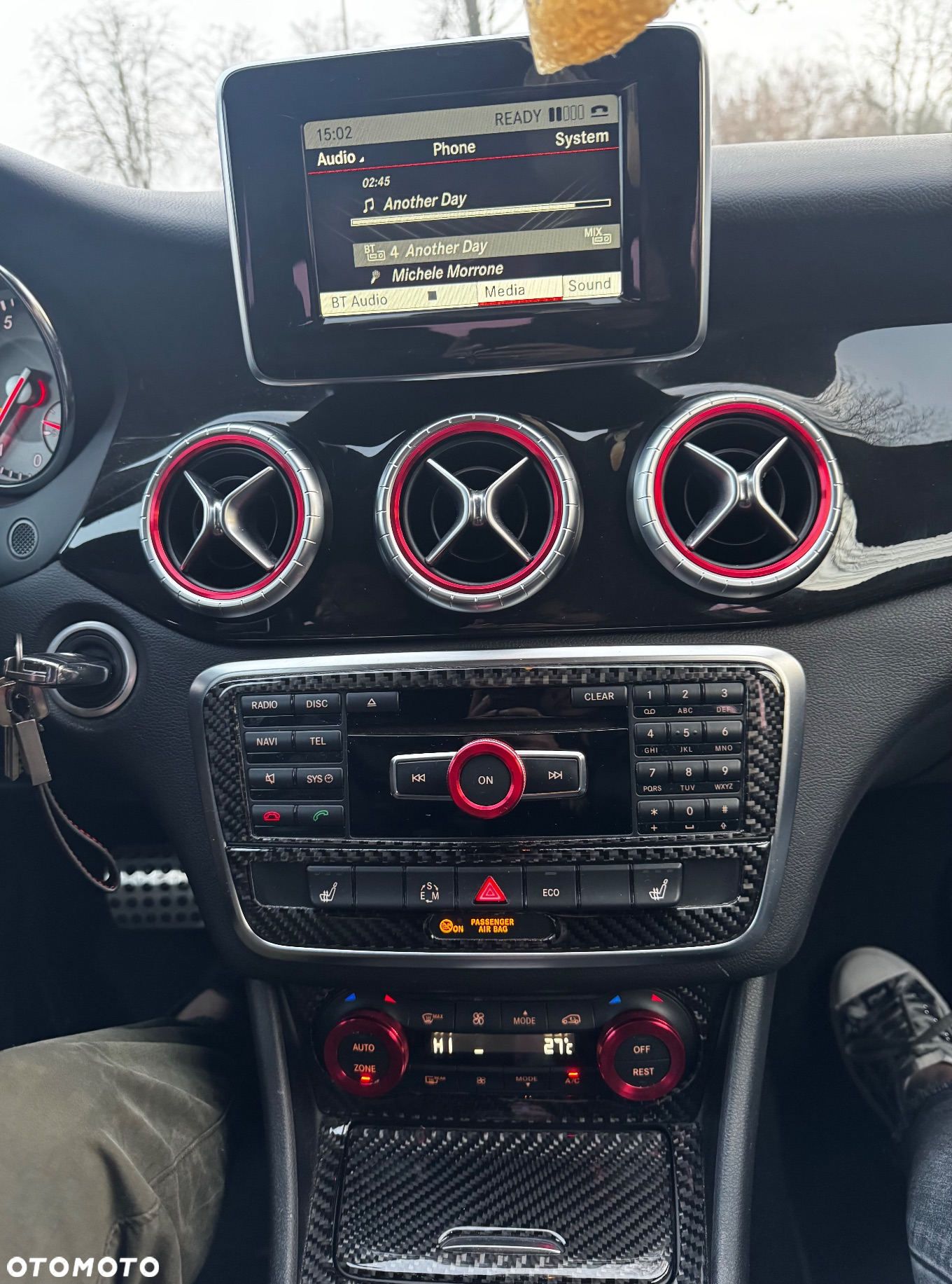 Mercedes-Benz CLA 250 4-Matic AMG Line - 11