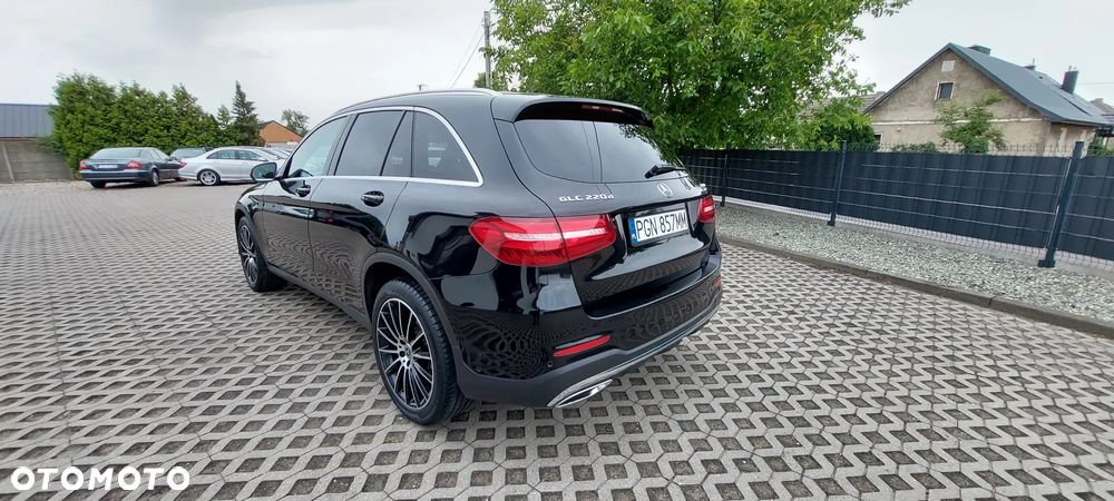 Mercedes-Benz GLC 220 d 4Matic 9G-TRONIC AMG Line - 14