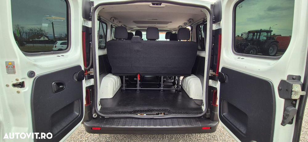 Renault Trafic Combi L1H1 8+1 Authentique - 5