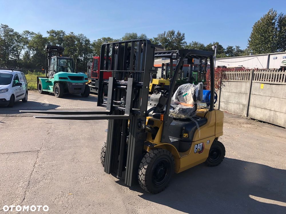 Caterpillar GP25N - 14