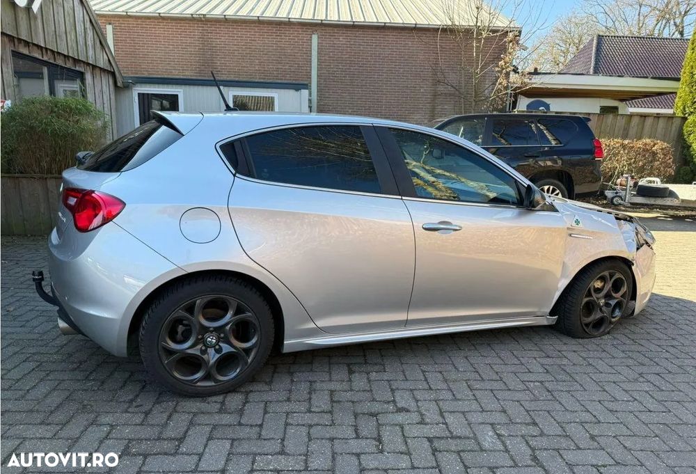 Alfa Romeo Giulietta - 11