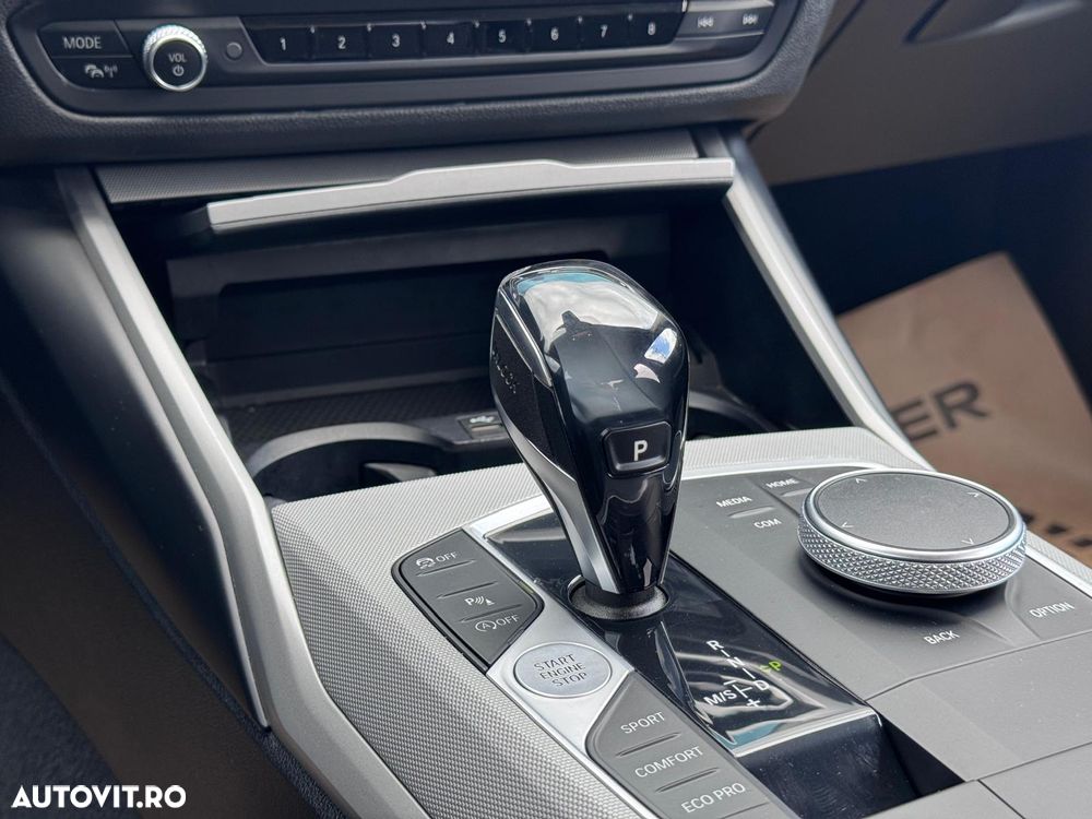 BMW Seria 3 320i AT - 19