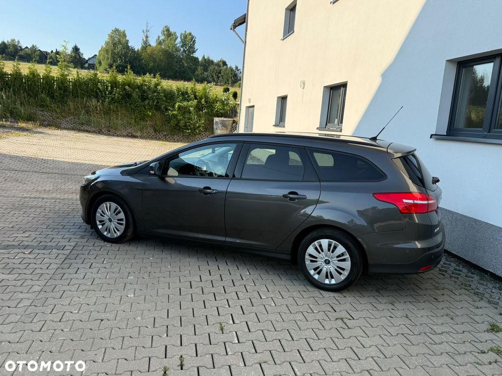 Ford Focus - 4