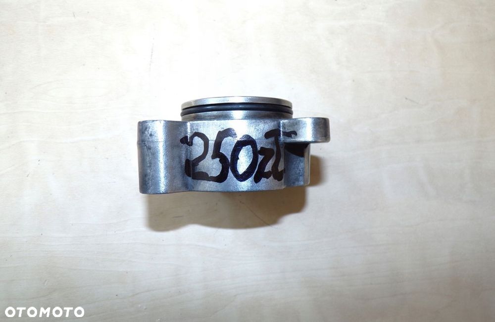 DUCATO BOXER JUMPER 2.2 06-11r MOCOWANIE WSPORNIK PODSTAWA POMPY WTRYSKOWEJ - 1