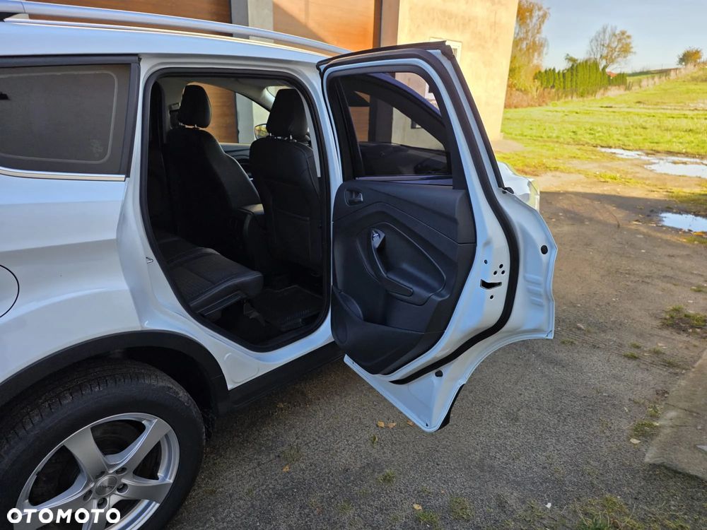 Ford Kuga 2.0 TDCi 4x4 Trend - 12