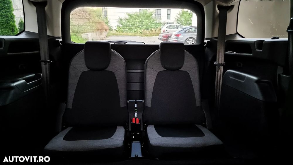 Citroën C4 BlueHDi 130 Stop&Start EAT8 PLUS - 7