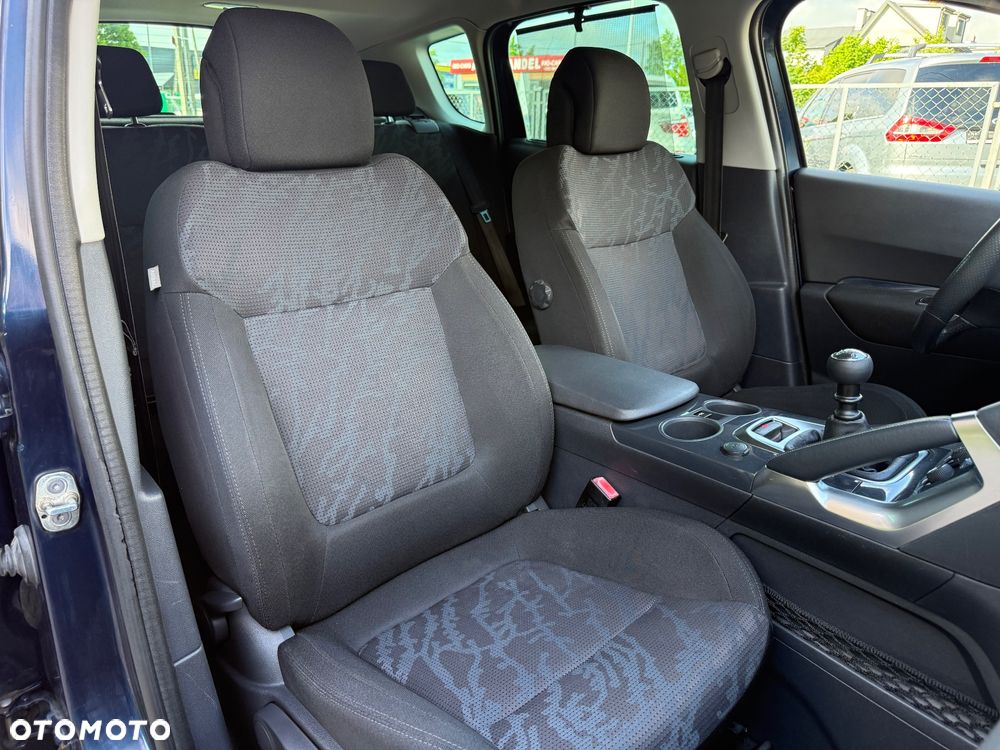 Peugeot 3008 1.6 HDi Premium - 37
