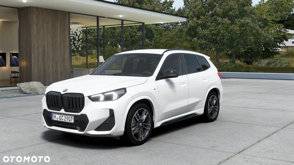 BMW X1 - 1