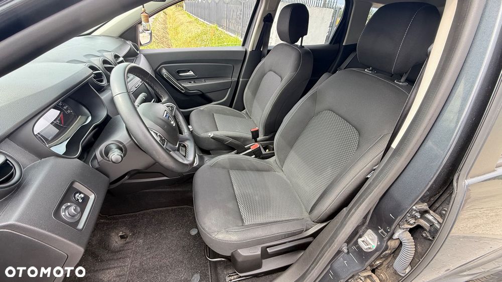 Dacia Duster 1.6 SCe Prestige - 13