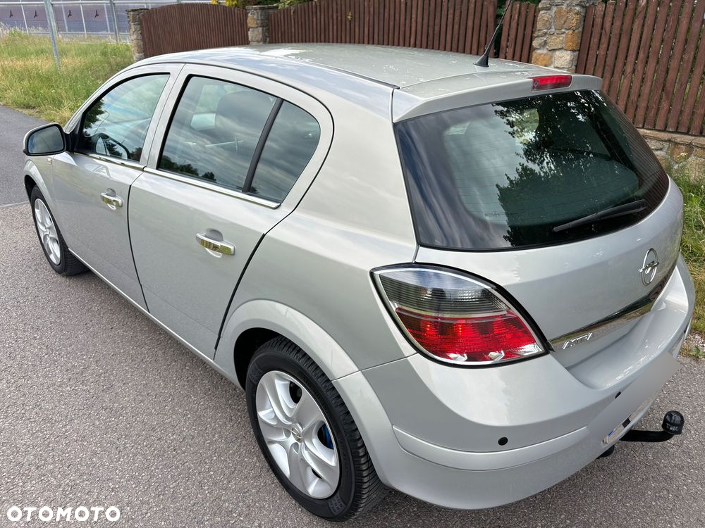 Opel Astra III 1.4 Enjoy - 4