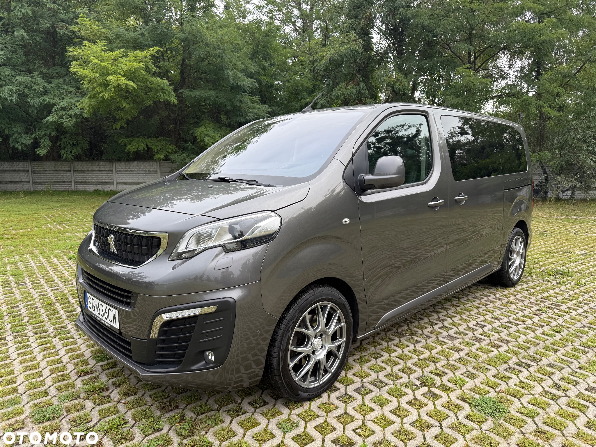 Peugeot Traveller 2.0 BlueHDi Standard Business - 2
