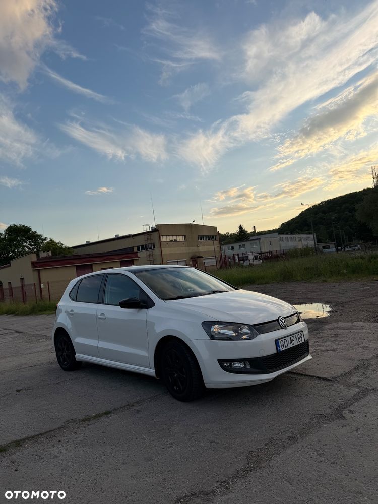 Volkswagen Polo - 2