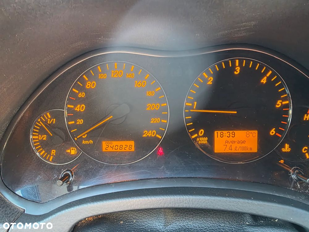 Toyota Avensis 2.0 D-4D Sol plus+NAVI - 2