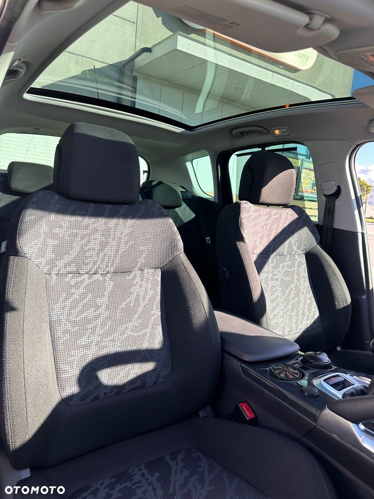 Peugeot 3008 1.6 Allure - 18