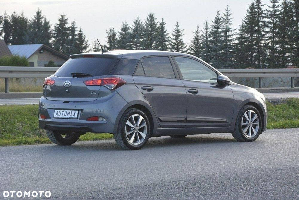 Hyundai i20 - 10