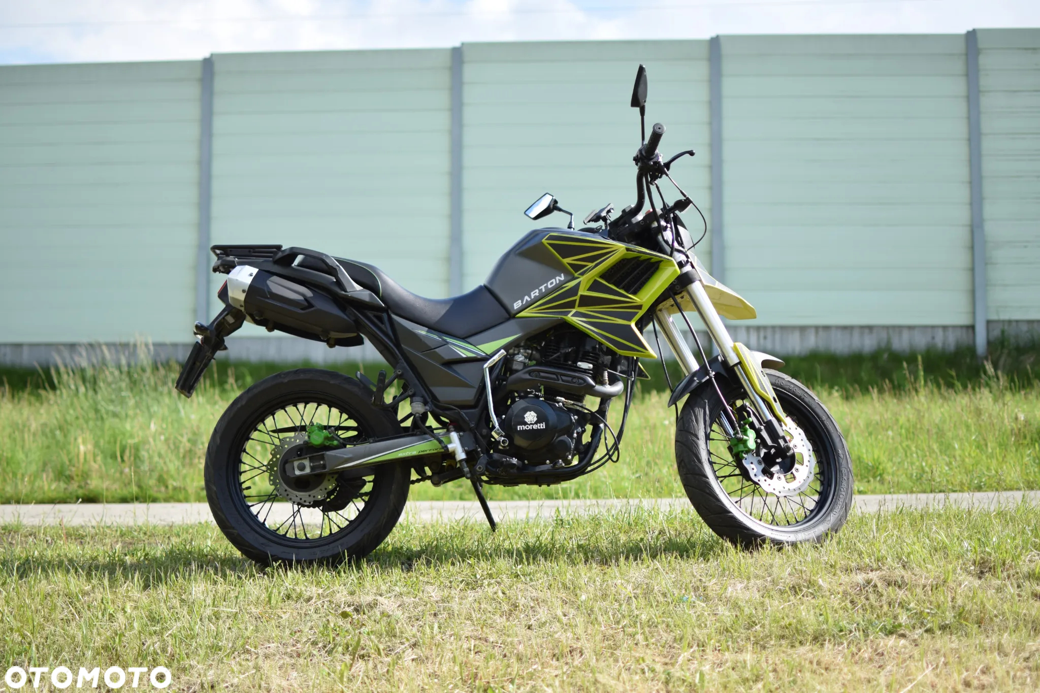 Barton Hyper