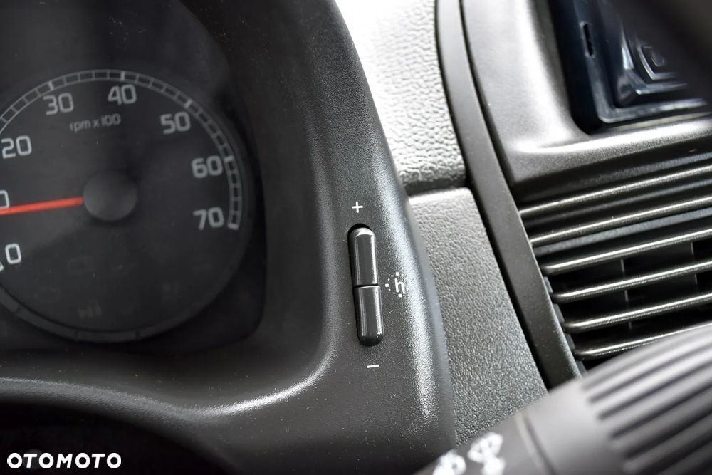 Fiat Punto 1.2 8V Active - 30