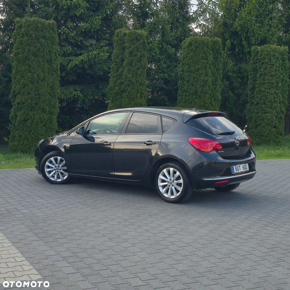 Opel Astra 1.4 Turbo - 14