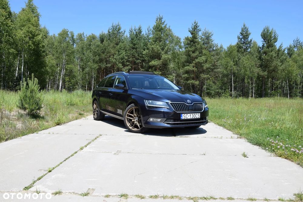 Skoda Superb 2.0 TDI SCR 4x4 Ambition DSG - 23