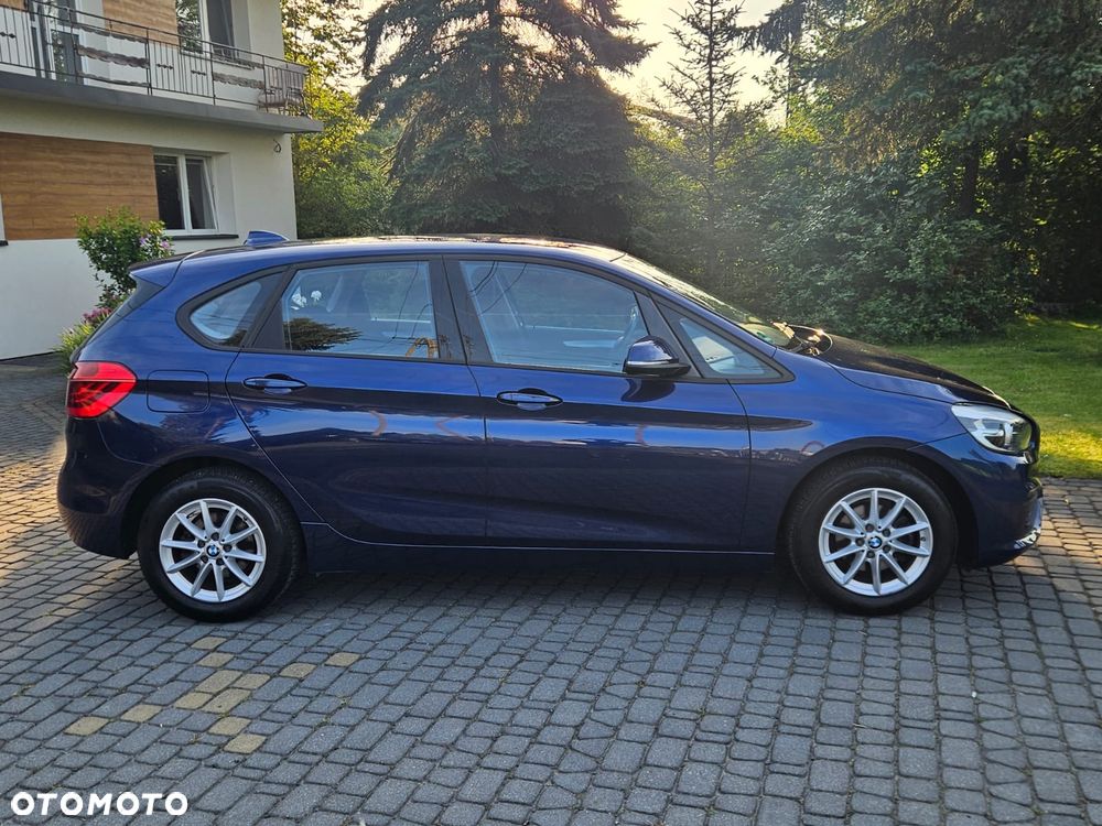 BMW Seria 2 216i - 8