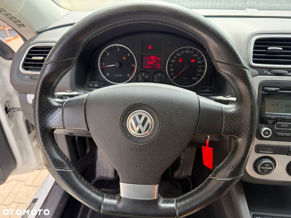 Volkswagen Scirocco 2.0 TDI Blue Motion Technologie - 11
