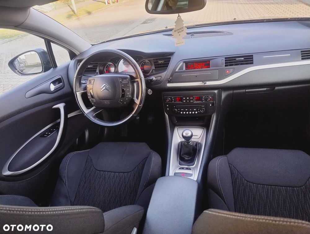 Citroën C5 2.0 HDi Confort - 15