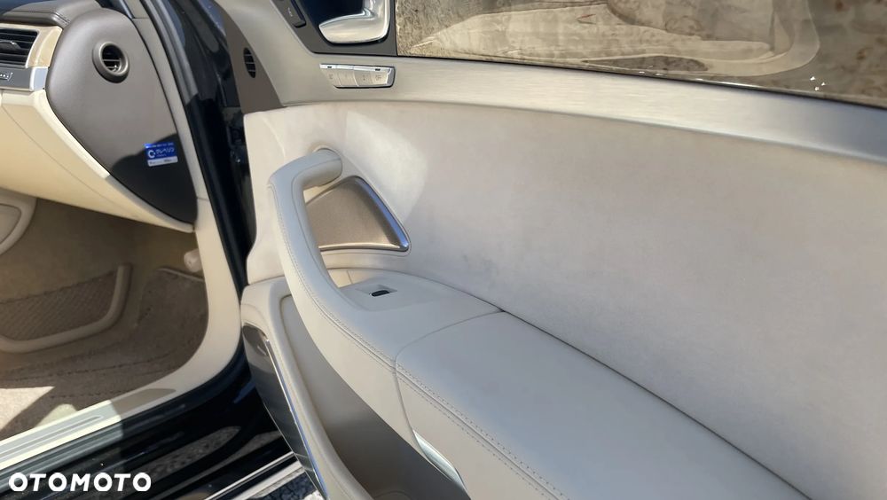 Audi A8 4.2 FSI L Quattro - 11