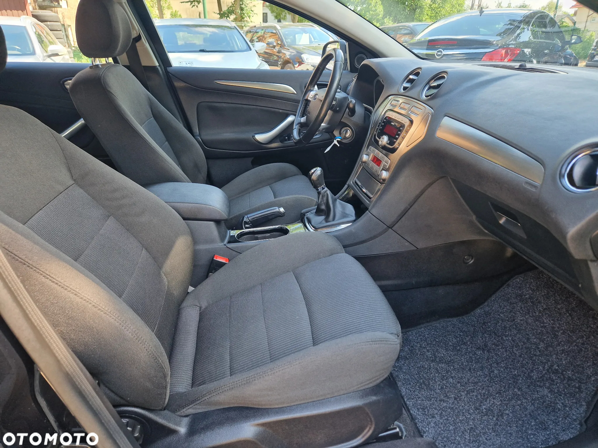 Ford Mondeo 2.0 FF Titanium - 29