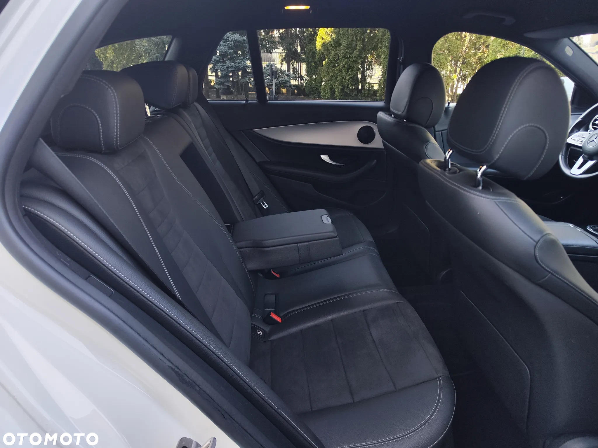 Mercedes-Benz Klasa E 220 d Avantgarde - 25