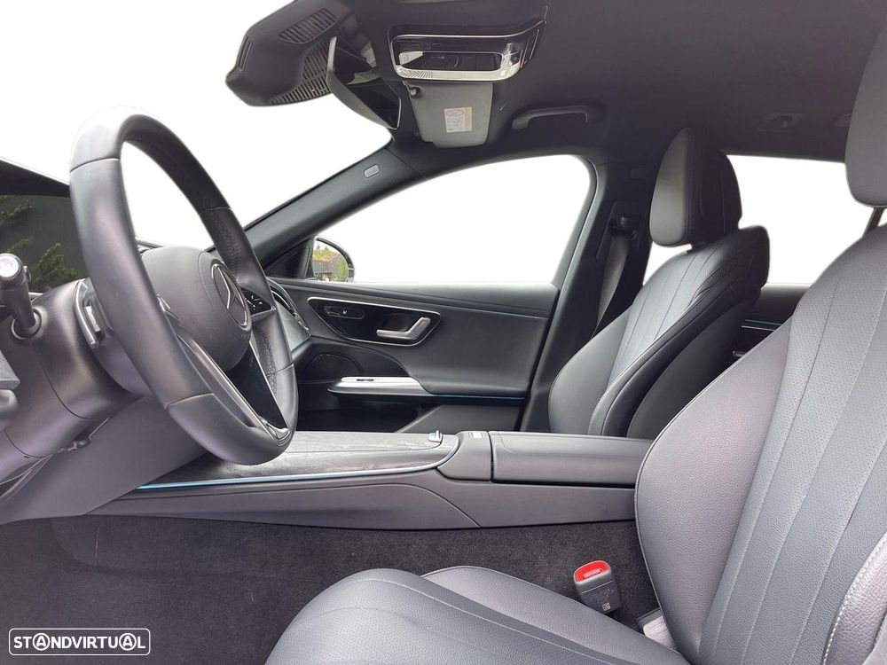 Mercedes-Benz E 300 de - 12