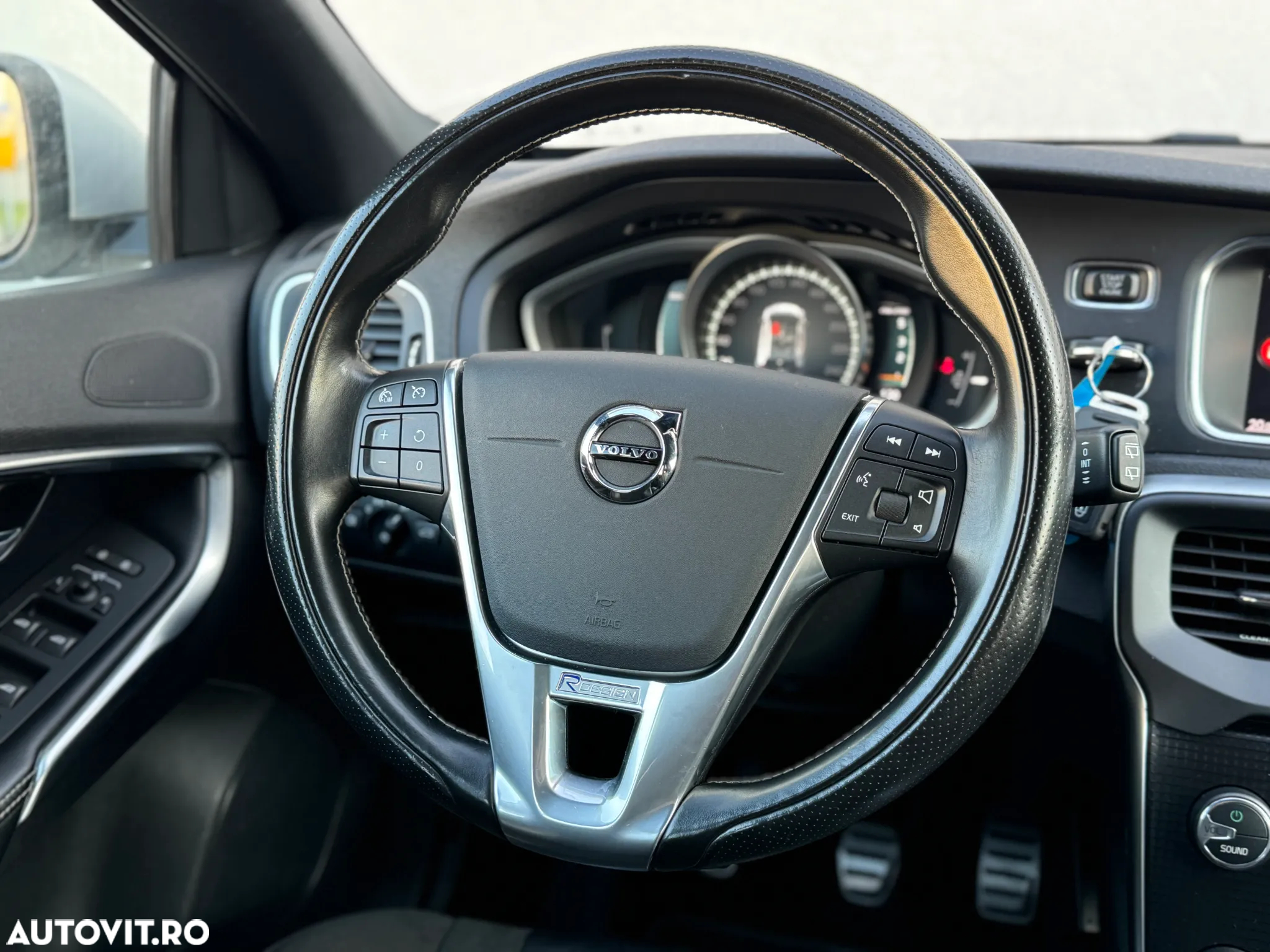 Volvo V40 D3 RDesign - 13