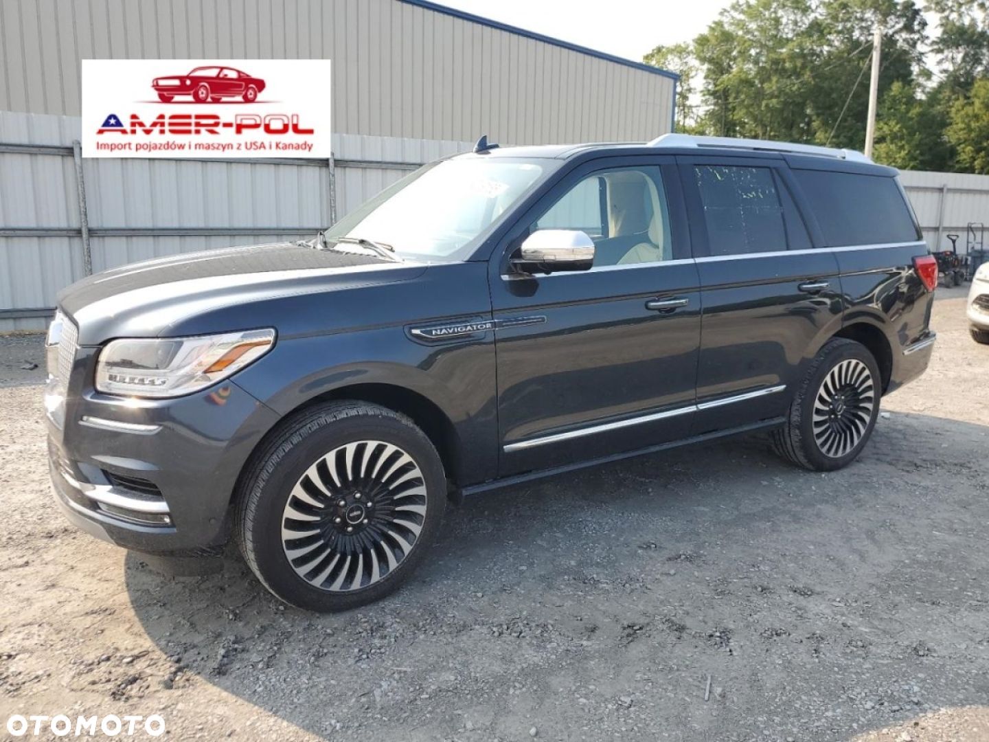Lincoln Navigator - 1