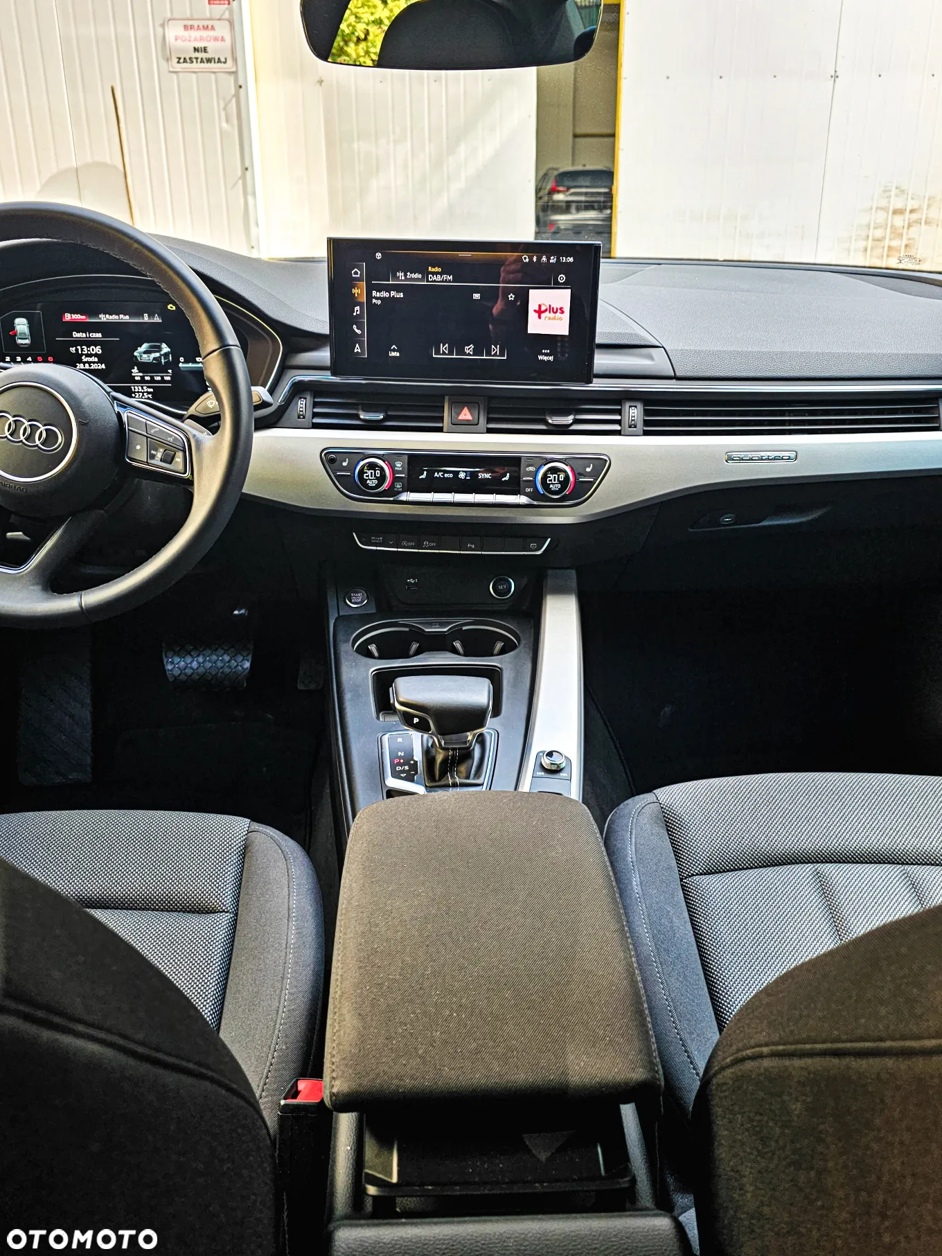 Audi A4 40 TDI quattro S tronic S line - 11