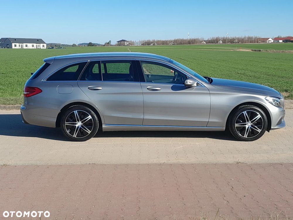 Mercedes-Benz Klasa C 220 CDI 7G-TRONIC Edition - 6