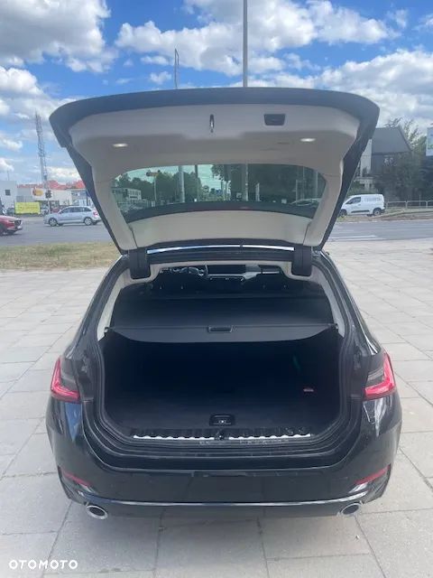 BMW Seria 3 320d xDrive Advantage - 14
