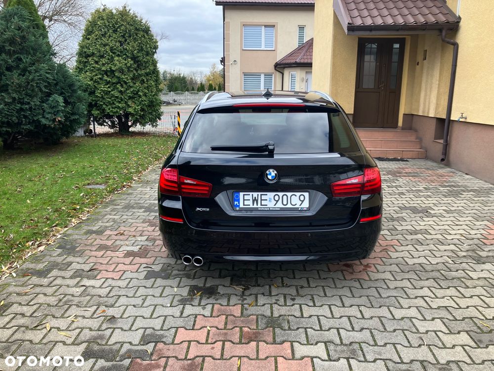 BMW Seria 5 530d xDrive - 10